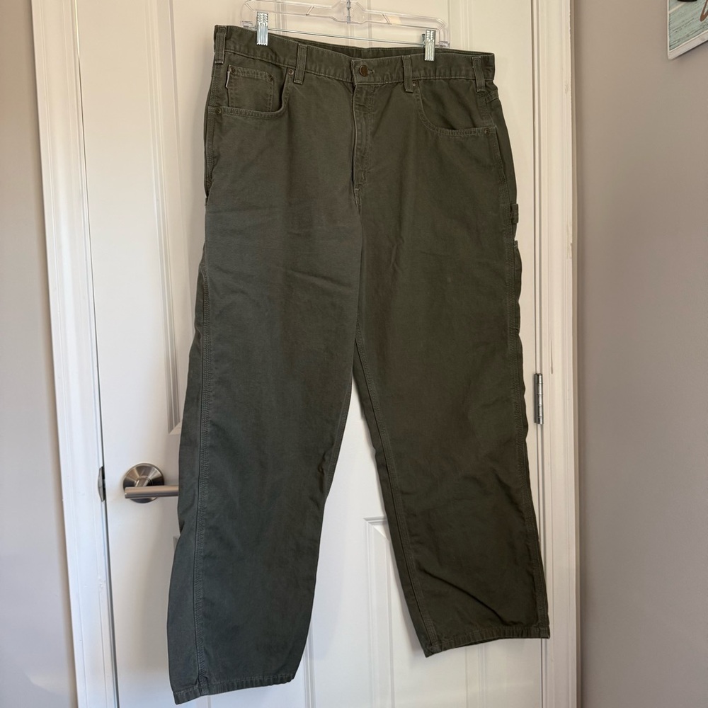 Carhartt Men's Dark Olive Cargo Loose Fit Pants, 38x30. Used- Great Condition